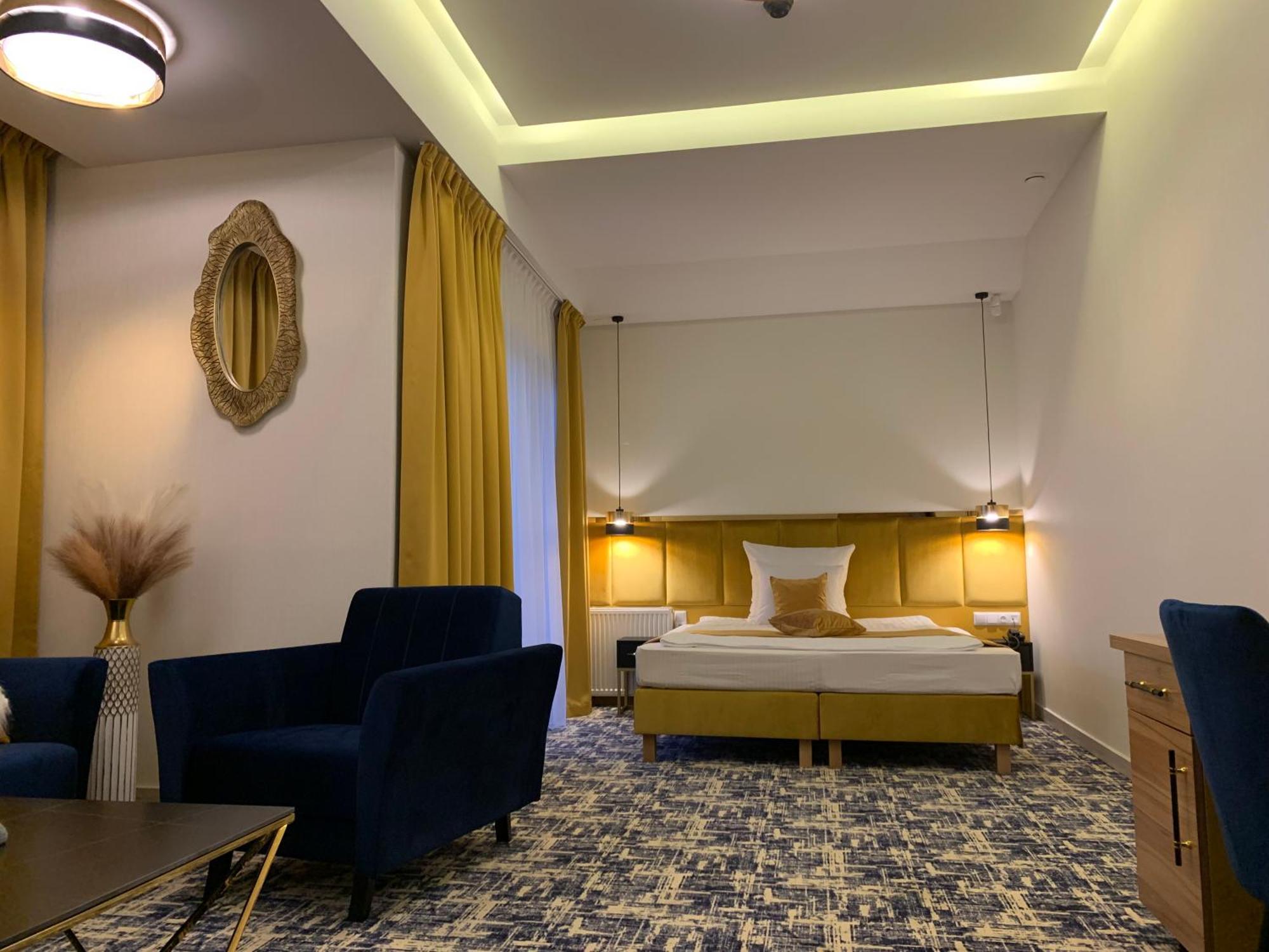 Piramida Aparthotel โบเลสวาเวียส ภายนอก รูปภาพ